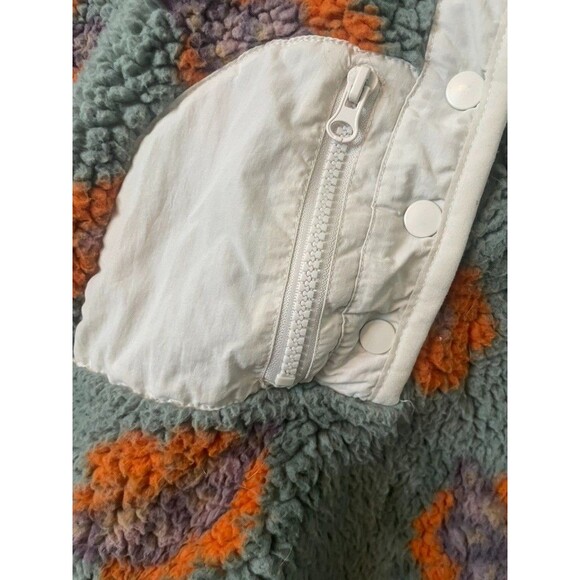 PacSun Sherpa Fleece Zip Up M Jacket grey w orange flowers- size M gently used - Picture 2 of 4